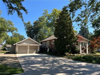 1028 Lyndon Avenue, Ashtabula, OH 44004