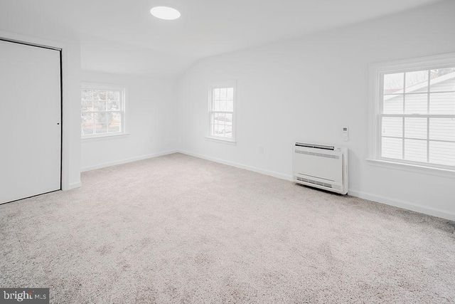 45 BURKE AVE, Deptford, NJ 08096