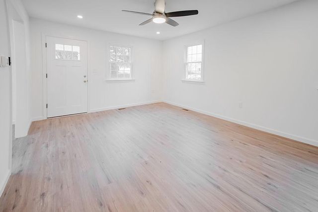 45 BURKE AVE, Deptford, NJ 08096