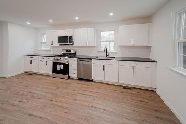 45 BURKE AVE, Deptford, NJ 08096