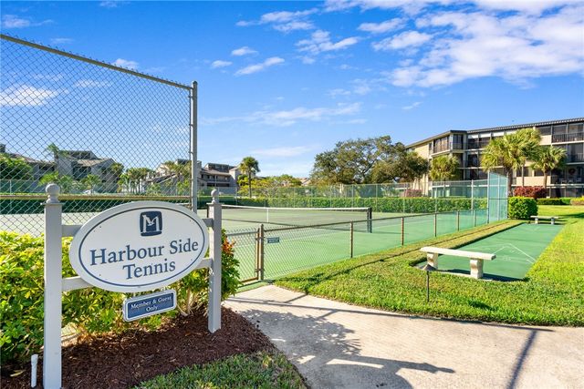 1850 Bay Road 3-F, Vero Beach, FL 32963