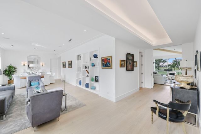 4545 S Lake Drive, Boynton Beach, FL 33436