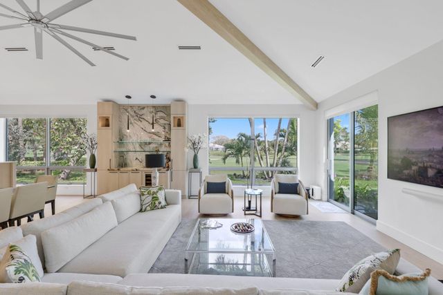 4545 S Lake Drive, Boynton Beach, FL 33436