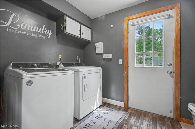 8524 Sleepy Hollow Drive NE, Warren, OH 44484