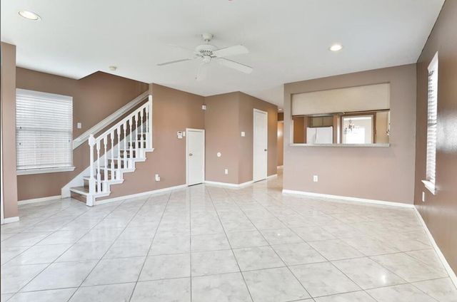 9042 Mcgallion Road, Houston, TX 77022