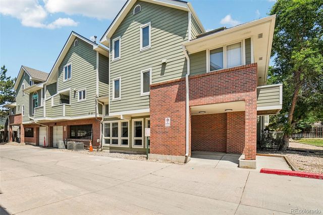 1310 S Monaco Parkway G, Denver, CO 80224