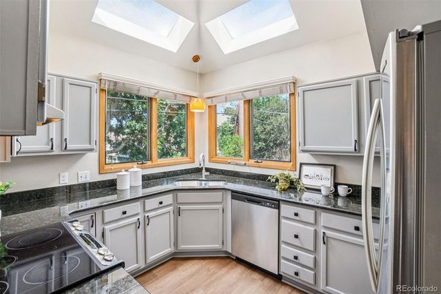 1310 S Monaco Parkway G, Denver, CO 80224