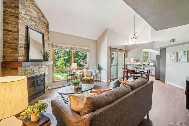 1310 S Monaco Parkway G, Denver, CO 80224