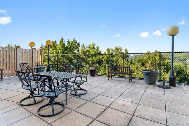 2400 Johnson Avenue 3B, Bronx, NY 10463