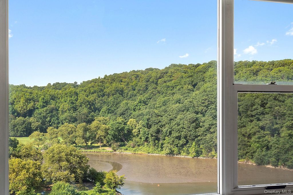 2400 Johnson Avenue 3B, Bronx, NY 10463