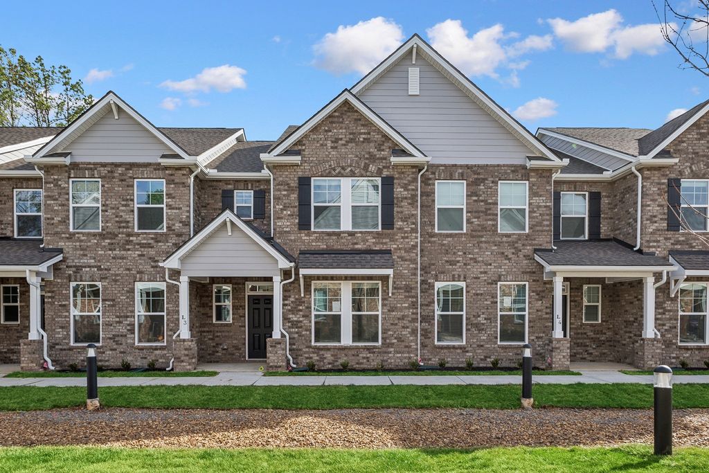 2900 Suzanne Landon Dr Unit I6, Murfreesboro, TN 37130