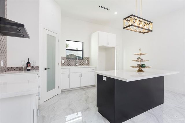 2109 Mauve Drive, Mission, TX 78572