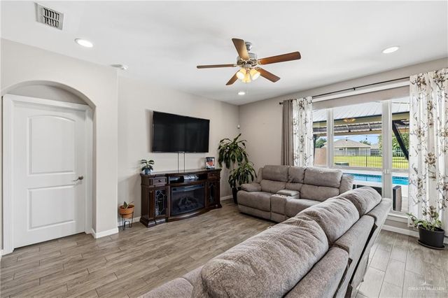 5260 Lost Creek Lane, Mcallen, TX 78504