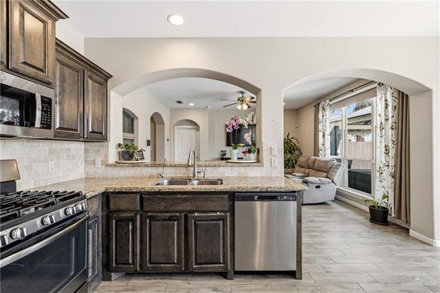 5260 Lost Creek Lane, Mcallen, TX 78504