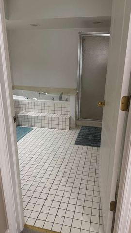 4791 Amber Circle, Hoffman Estates, IL 60192