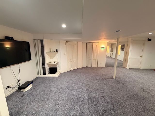 4791 Amber Circle, Hoffman Estates, IL 60192