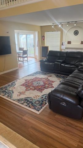 4791 Amber Circle, Hoffman Estates, IL 60192