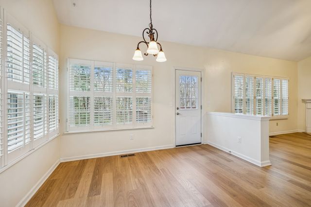 1024 Elmshade Ln, Nashville, TN 37211