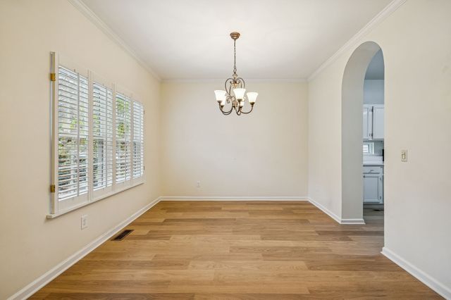 1024 Elmshade Ln, Nashville, TN 37211