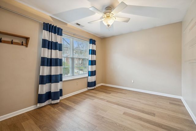 1024 Elmshade Ln, Nashville, TN 37211