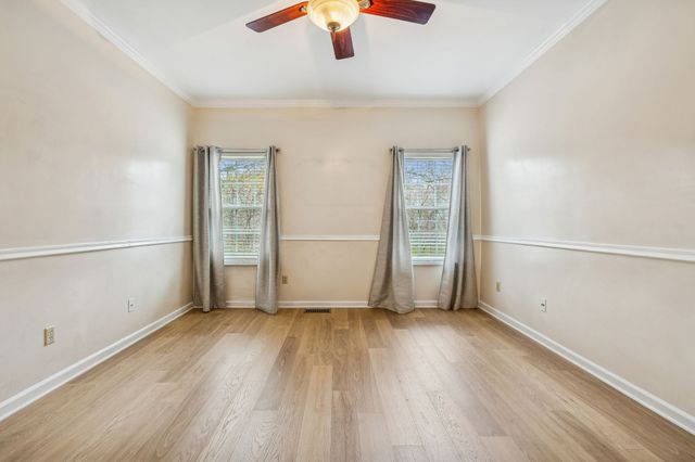 1024 Elmshade Ln, Nashville, TN 37211