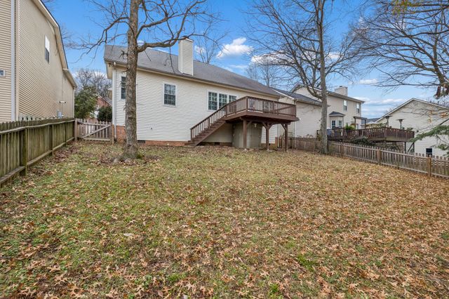 1024 Elmshade Ln, Nashville, TN 37211