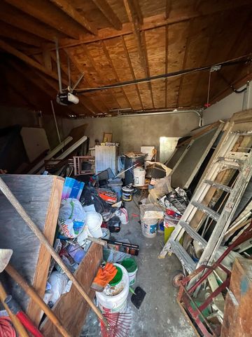 1040 WILLMOHR Street, New York City, NY 11212