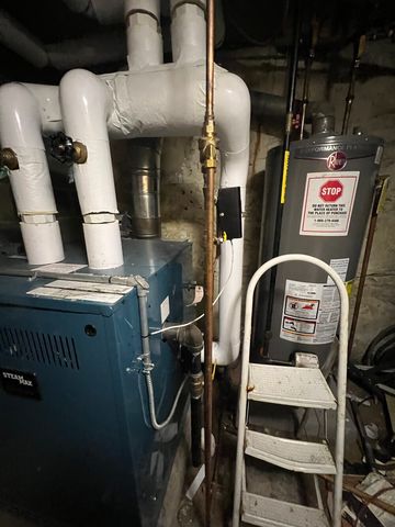 1040 WILLMOHR Street, New York City, NY 11212