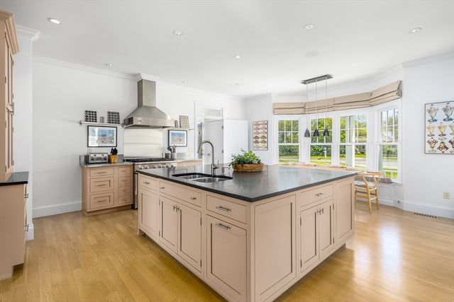 15 Windy Hill Way, Chatham, MA 02633