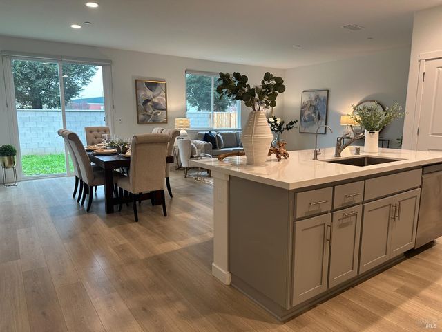 5422 Nuovo Way, Antioch, CA 94531