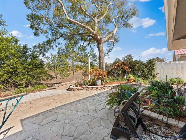 7118 LEXINGTON CIRCLE, Brooksville, FL 34602