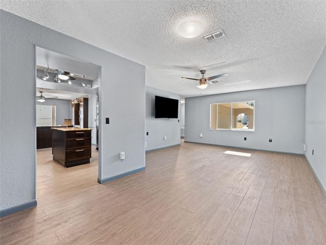 7118 LEXINGTON CIRCLE, Brooksville, FL 34602