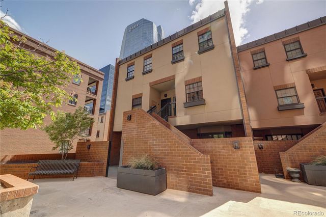 1512 Larimer Street 24, Denver, CO 80202