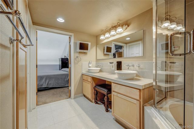 1512 Larimer Street 24, Denver, CO 80202