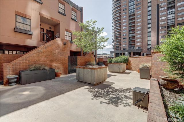 1512 Larimer Street 24, Denver, CO 80202