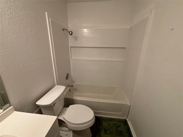 739 Woodland Court, Kennedale, TX 76060