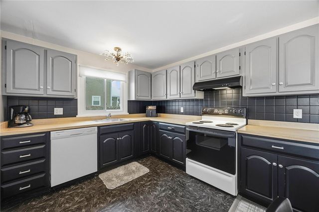 19 Sierra Road, Chili, NY 14624