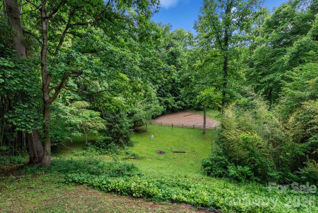 107 Beech Valley Estates, Weaverville, NC 28787