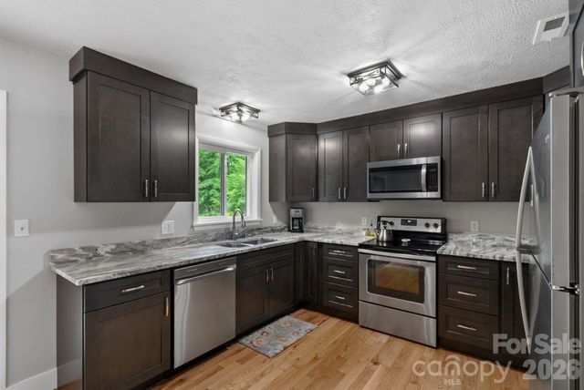 107 Beech Valley Estates, Weaverville, NC 28787