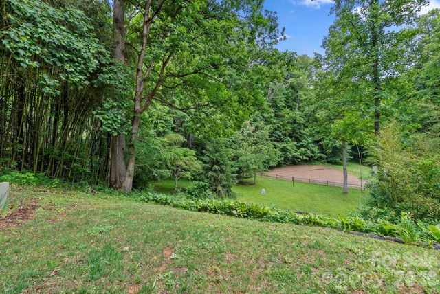 107 Beech Valley Estates, Weaverville, NC 28787