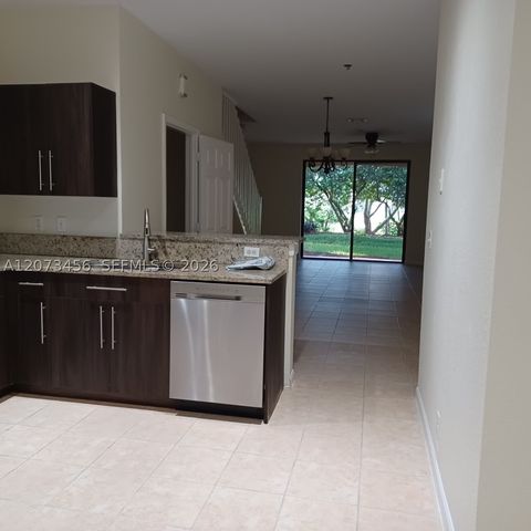 3839 Pond Apple Dr 6, Weston, FL 33332