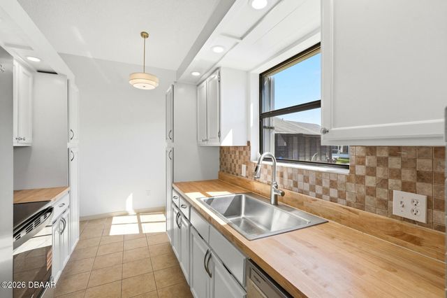 714 Fox Tail Court, New Smyrna Beach, FL 32168