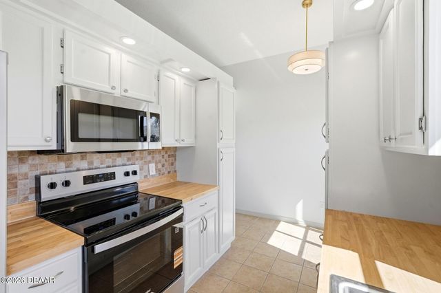 714 Fox Tail Court, New Smyrna Beach, FL 32168