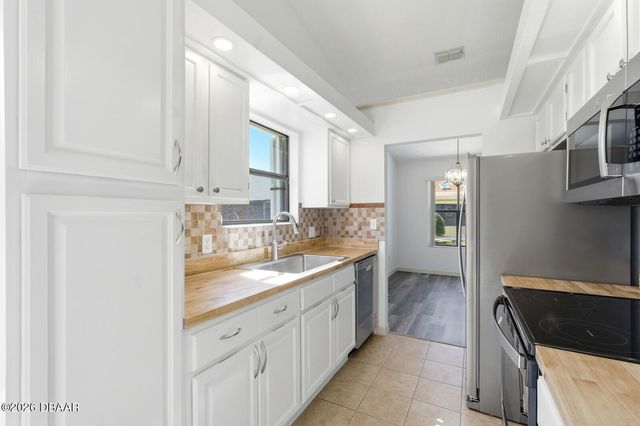 714 Fox Tail Court, New Smyrna Beach, FL 32168