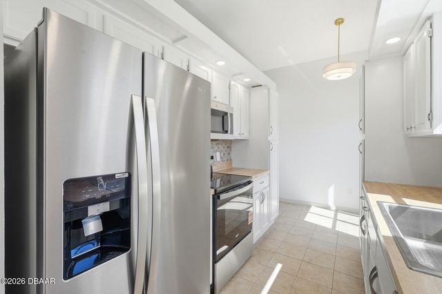 714 Fox Tail Court, New Smyrna Beach, FL 32168