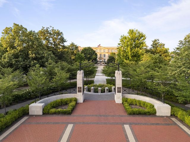 1851 Berkshire Road, Columbus, OH 43221