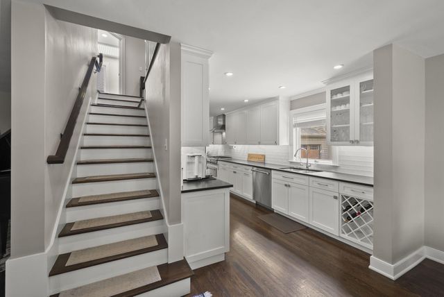 1851 Berkshire Road, Columbus, OH 43221
