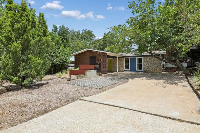 200 La Vista ST, Austin, TX 78704