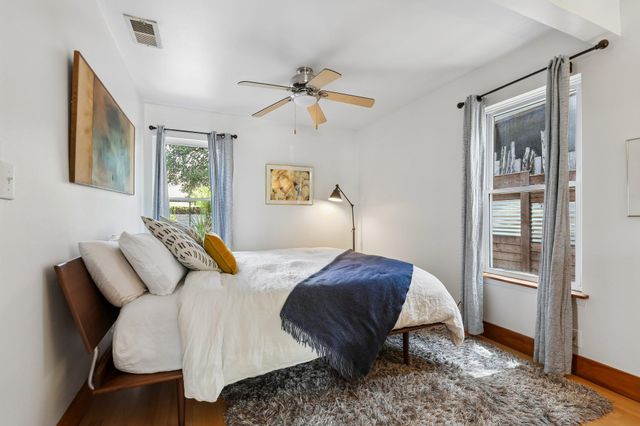 200 La Vista ST, Austin, TX 78704