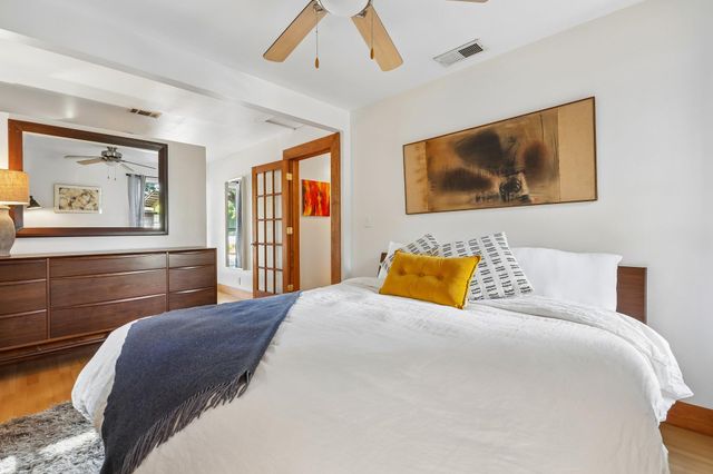 200 La Vista ST, Austin, TX 78704